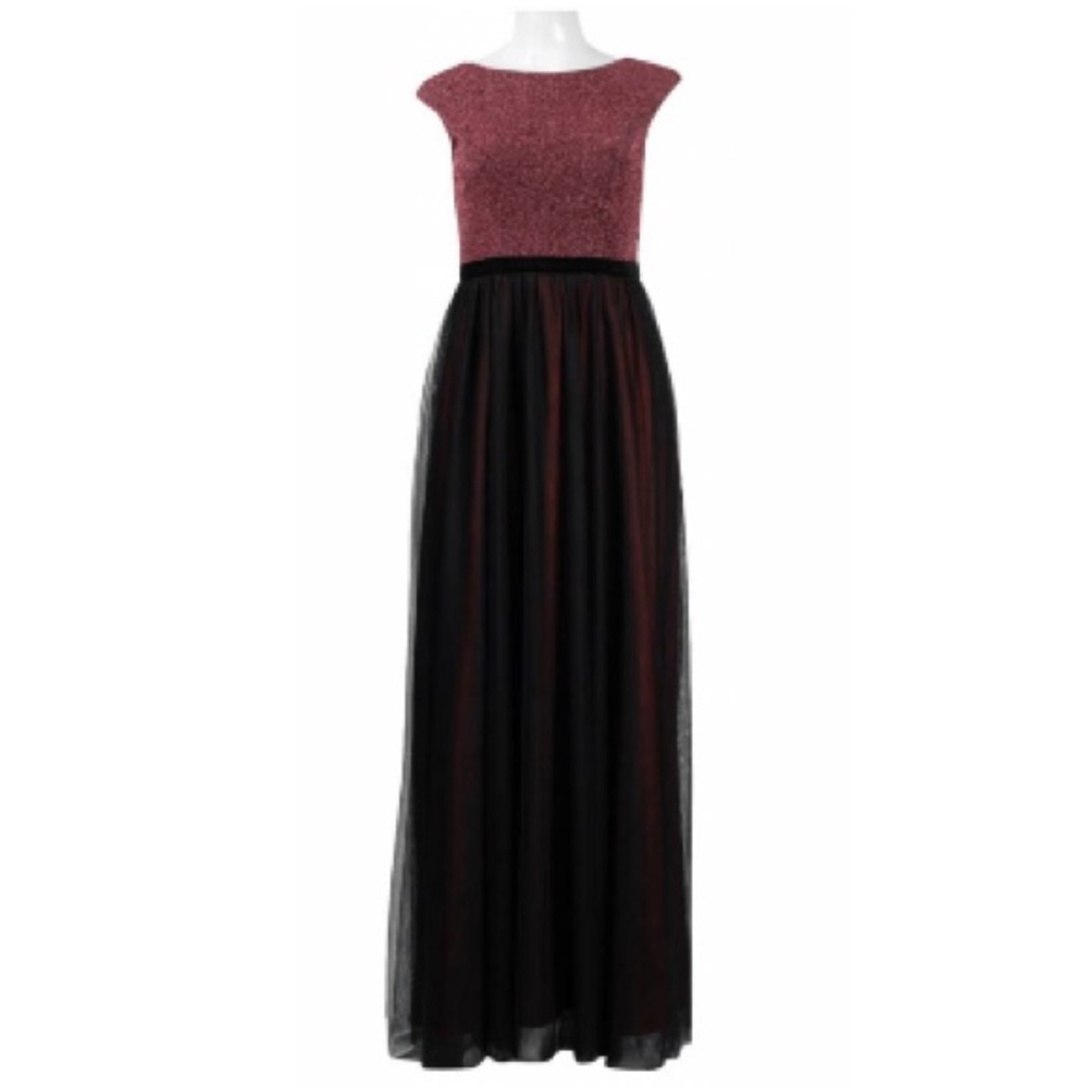 Brand new maxi dress by Sangria!!